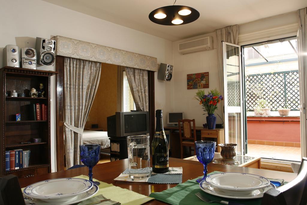 Flavia Rooftop Apartments Рим Стая снимка